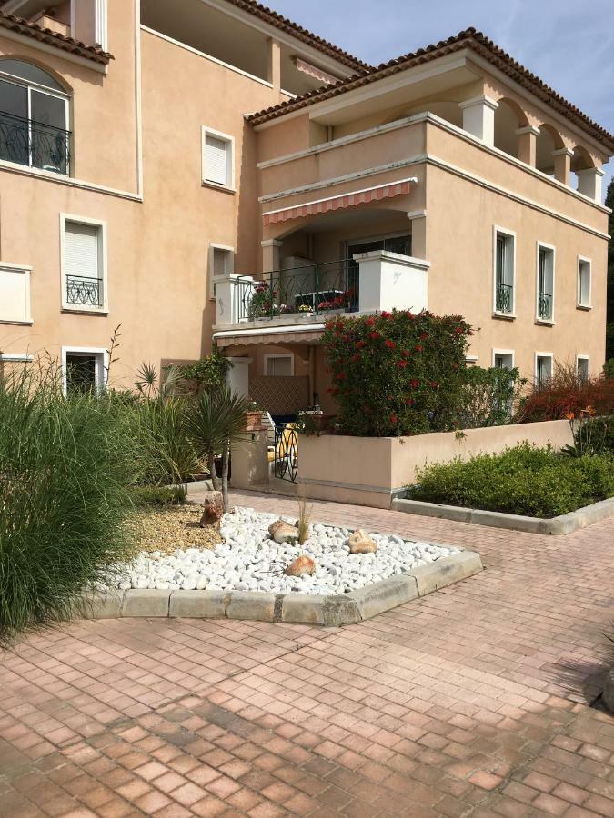 Bolero Appartement Carqueiranne Buitenkant foto